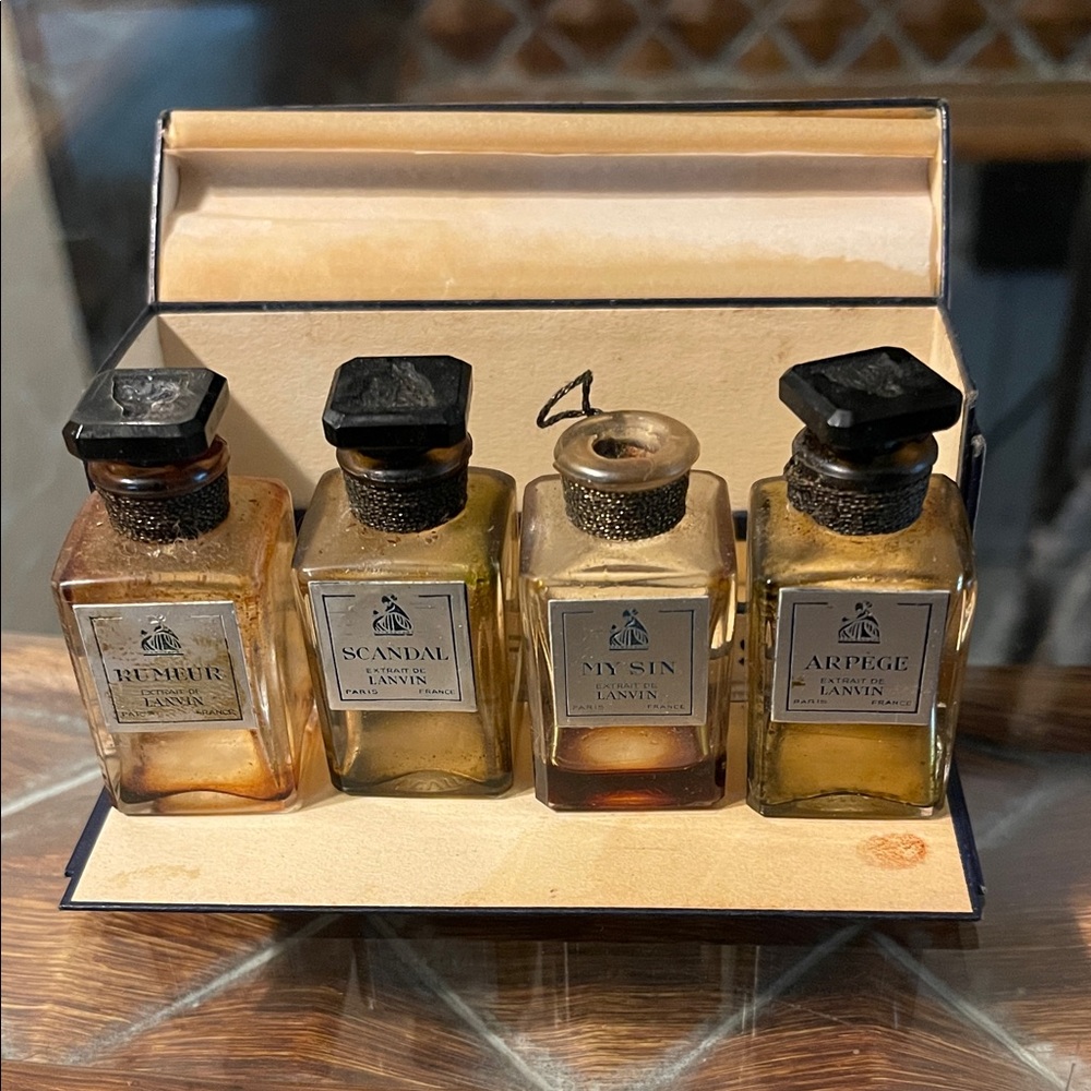 Lanvin Parfums Miniature Set - Picture 5 of 11